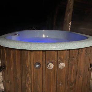 Kahekohaline välimassaaživann